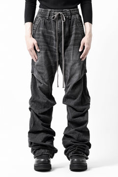 画像をギャラリービューアに読み込む, A.F ARTEFACT TUCK VOLUME BAGGY PANTS / FADED DENIM (DAMAGE BLACK)