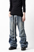 画像をギャラリービューアに読み込む, A.F ARTEFACT TUCK VOLUME BAGGY PANTS / FADED DENIM (INDIGO BLUE)