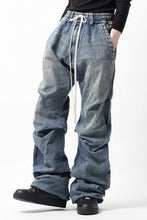 画像をギャラリービューアに読み込む, A.F ARTEFACT TUCK VOLUME BAGGY PANTS / FADED DENIM (INDIGO BLUE)