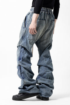 画像をギャラリービューアに読み込む, A.F ARTEFACT TUCK VOLUME BAGGY PANTS / FADED DENIM (INDIGO BLUE)