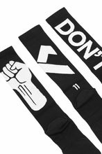 Load image into Gallery viewer, 11 BY BORIS BIDJAN SABERI BLOCK "MASTER CROSS-FIST-DON'T / SOCKS1B" / 1set 3pairs (BLACK)