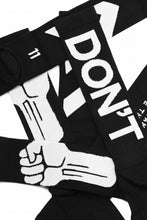 Load image into Gallery viewer, 11 BY BORIS BIDJAN SABERI BLOCK "MASTER CROSS-FIST-DON'T / SOCKS1B" / 1set 3pairs (BLACK)