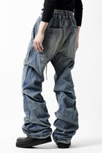 画像をギャラリービューアに読み込む, A.F ARTEFACT TUCK VOLUME BAGGY PANTS / FADED DENIM (INDIGO BLUE)