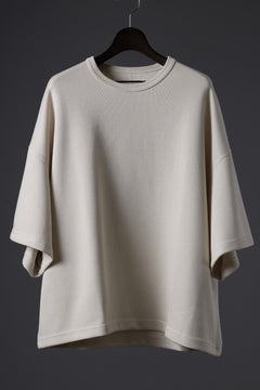 画像をギャラリービューアに読み込む, N/07 OVERSIZE TOP / RIBBED CARDBOARD KNIT JERSEY (IVORY)
