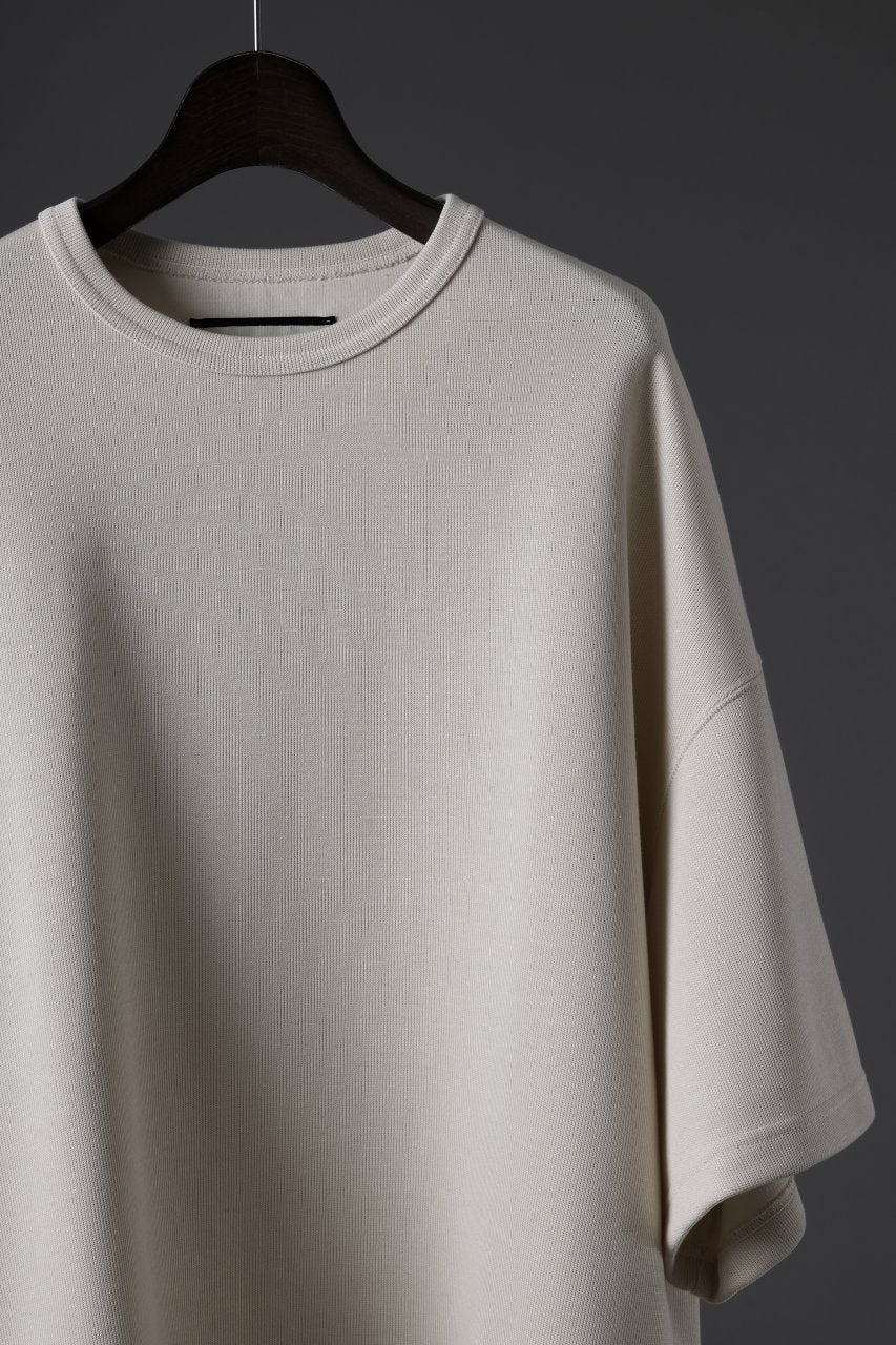 画像をギャラリービューアに読み込む, N/07 OVERSIZE TOP / RIBBED CARDBOARD KNIT JERSEY (IVORY)