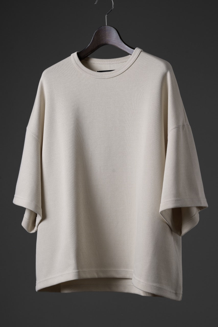 画像をギャラリービューアに読み込む, N/07 OVERSIZE TOP / RIBBED CARDBOARD KNIT JERSEY (IVORY)
