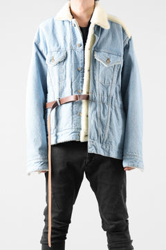 画像をギャラリービューアに読み込む, FACETASM ASSYMETRICAL BELTED SHERPA DENIM JACKET (INDIGO)