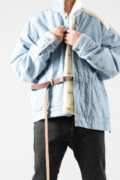 画像をギャラリービューアに読み込む, FACETASM ASSYMETRICAL BELTED SHERPA DENIM JACKET (INDIGO)