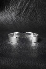 Load image into Gallery viewer, mastermind JAPAN BANGLE (SILVER)