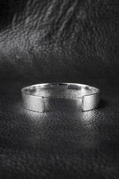 Load image into Gallery viewer, mastermind JAPAN BANGLE (SILVER)