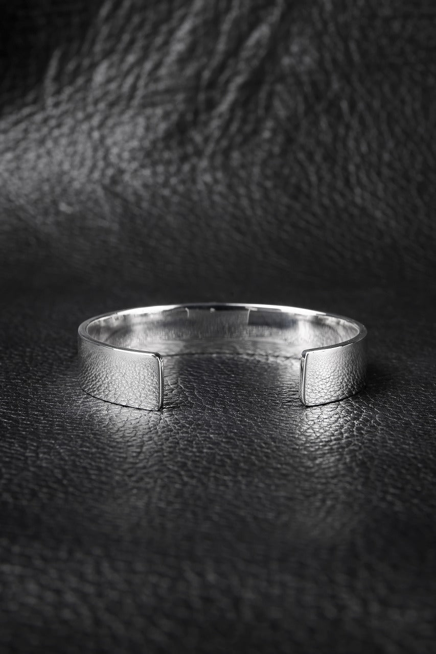 Load image into Gallery viewer, mastermind JAPAN BANGLE (SILVER)