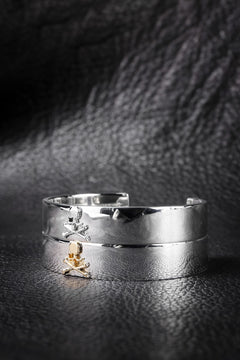 Load image into Gallery viewer, MASTERMIND WORLD BANGLE (GOLD x SILVER)