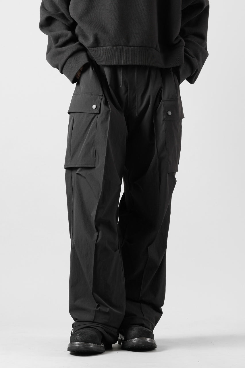 画像をギャラリービューアに読み込む, th products NERDRUM / Cargo Pants / recycled nylon stretch taffeta (black)