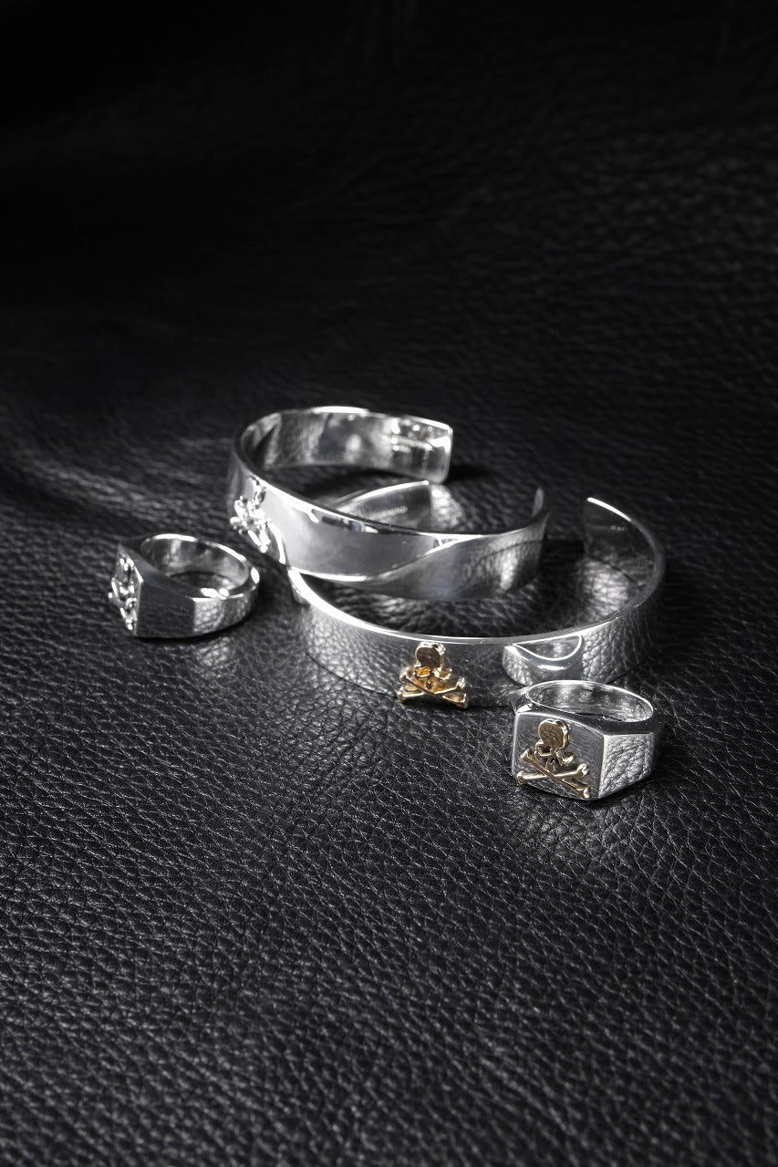 Load image into Gallery viewer, MASTERMIND WORLD BANGLE (GOLD x SILVER)