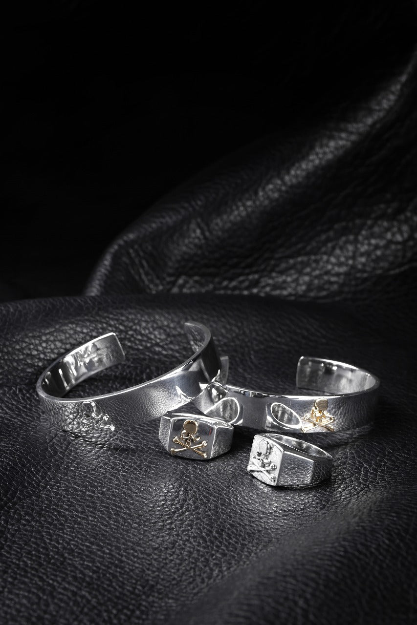 Load image into Gallery viewer, MASTERMIND WORLD BANGLE (GOLD x SILVER)