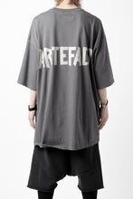 画像をギャラリービューアに読み込む, A.F ARTEFACT LOOSEY T-SHIRT / PRINT TYPE-A (GREY)