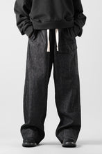 Load image into Gallery viewer, sus-sous trousers MK-1 / 11.5oz supima silket denim (BLACK)