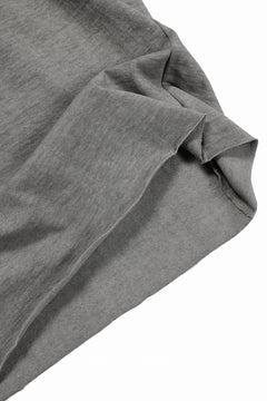 Load image into Gallery viewer, black crow x LOOM exclusive short sleeve tops / dyed medium cotton jersey (淡墨)