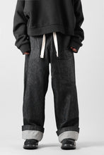 Load image into Gallery viewer, sus-sous trousers MK-1 / 11.5oz supima silket denim (BLACK)