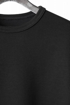 画像をギャラリービューアに読み込む, N/07 OVERSIZE TOP / RIBBED CARDBOARD KNIT JERSEY (BLACK)