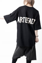 画像をギャラリービューアに読み込む, A.F ARTEFACT LOOSEY T-SHIRT / PRINT TYPE-A (BLACK)
