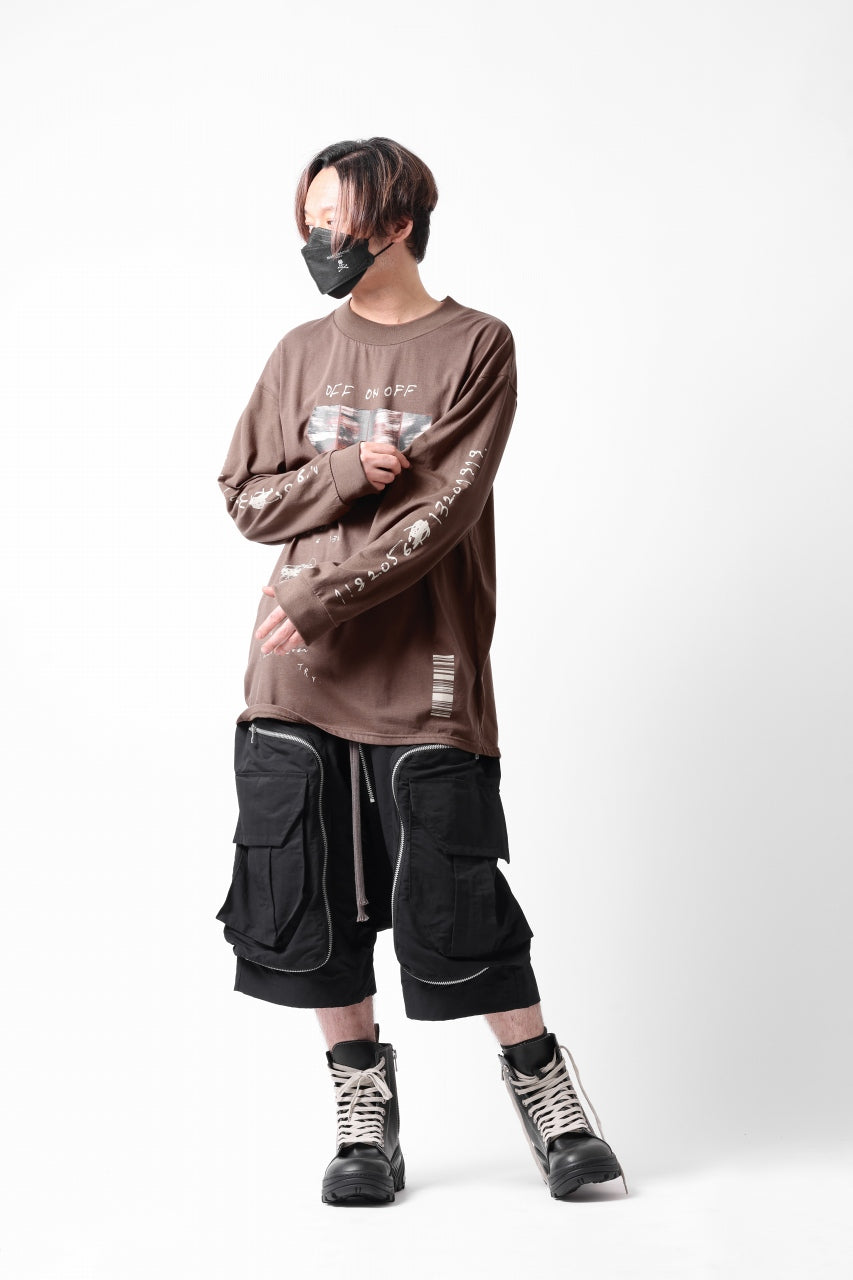 画像をギャラリービューアに読み込む, A.F ARTEFACT THICK-COLLAR BASIC L/S T-SHIRT / TYPE A PRINT (BROWN)