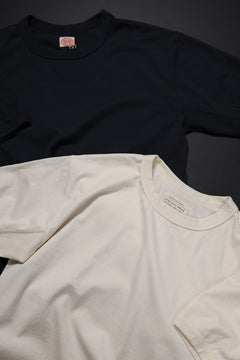 画像をギャラリービューアに読み込む, FULLCOUNT FLAT SEAM HEAVY WEIGHT T SHIRT / ORIGINAL 30/2 TIGHT TENSION JERSEY (ECRU)