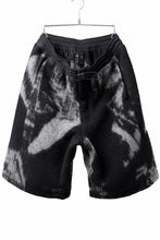 画像をギャラリービューアに読み込む, Y-3 Yohji Yamamoto FUZZY FLEECE SHORTS (BLACK + MULTI)