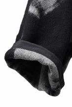 画像をギャラリービューアに読み込む, Y-3 Yohji Yamamoto FUZZY FLEECE SHORTS (BLACK + MULTI)