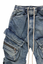 画像をギャラリービューアに読み込む, A.F ARTEFACT CARGO TUCK BAGGY PANTS / FADED DENIM (BLUE)
