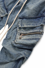 画像をギャラリービューアに読み込む, A.F ARTEFACT CARGO TUCK BAGGY PANTS / FADED DENIM (BLUE)