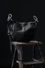 Load image into Gallery viewer, ISAMU KATAYAMA BACKLASH 2WAY BAM FLAP BAG / ITALY SHOULDER OBJECT DYED (BLACK)