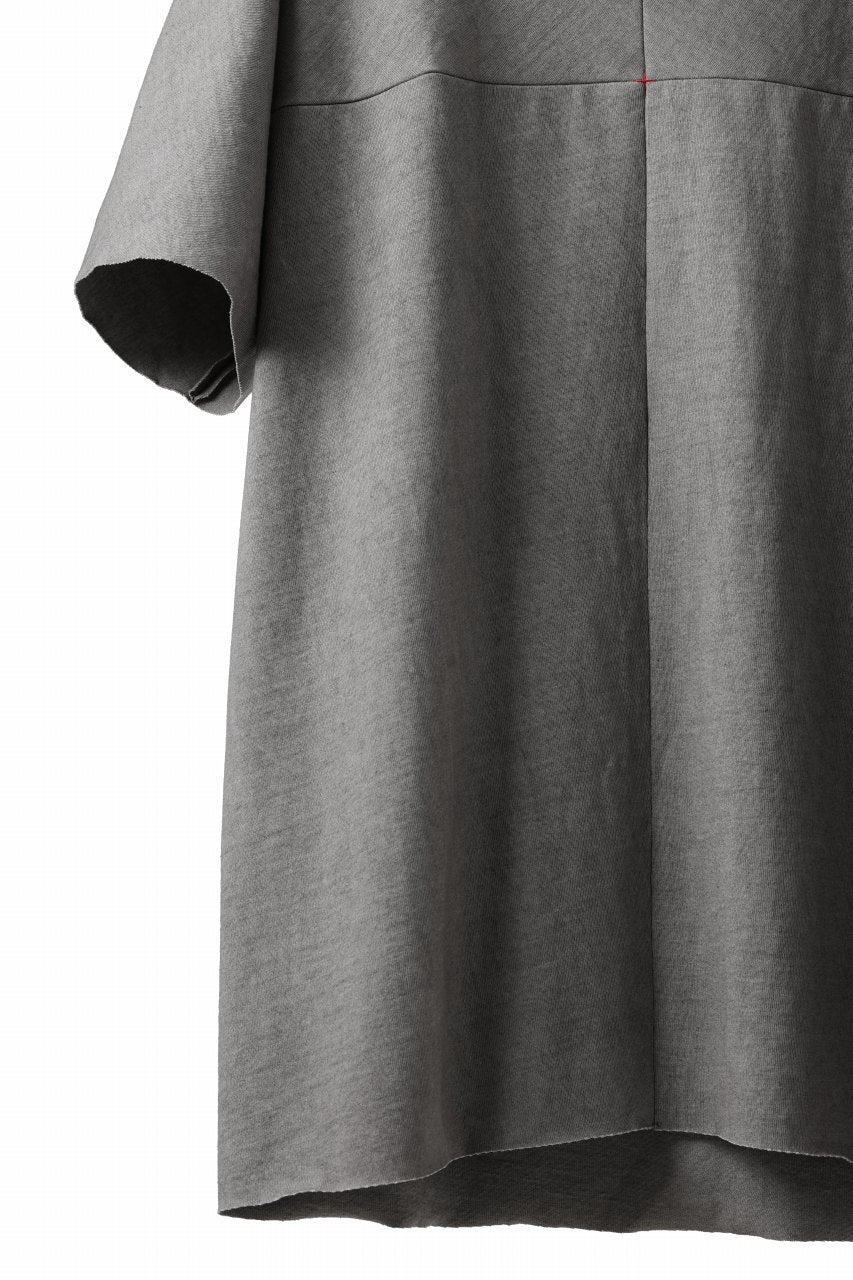 Load image into Gallery viewer, m.a+ one piece short sleeve t-shirt / T211C/MJP1 (LIGHT CARBON)