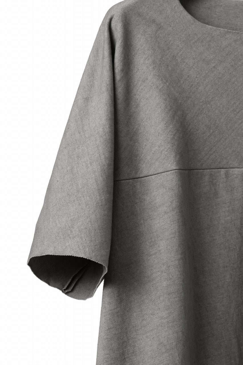 Load image into Gallery viewer, m.a+ one piece short sleeve t-shirt / T211C/MJP1 (LIGHT CARBON)