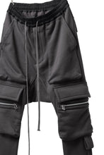 画像をギャラリービューアに読み込む, A.F ARTEFACT FLAP ZIP SARROUEL SKINNY PANTS (DARK GREY)