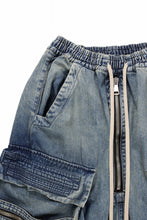画像をギャラリービューアに読み込む, A.F ARTEFACT LOWCROTCH MILITARY WIDE SHORTS / FADED DENIM (BLUE)