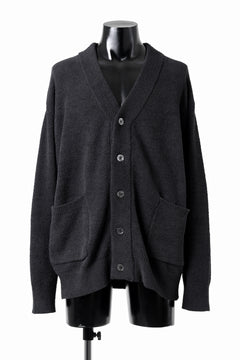 Load image into Gallery viewer, MASTERMIND WORLD LOUNGE CARDIGAN / SOFTY BOA FLEECE (BLACK x WHITE)