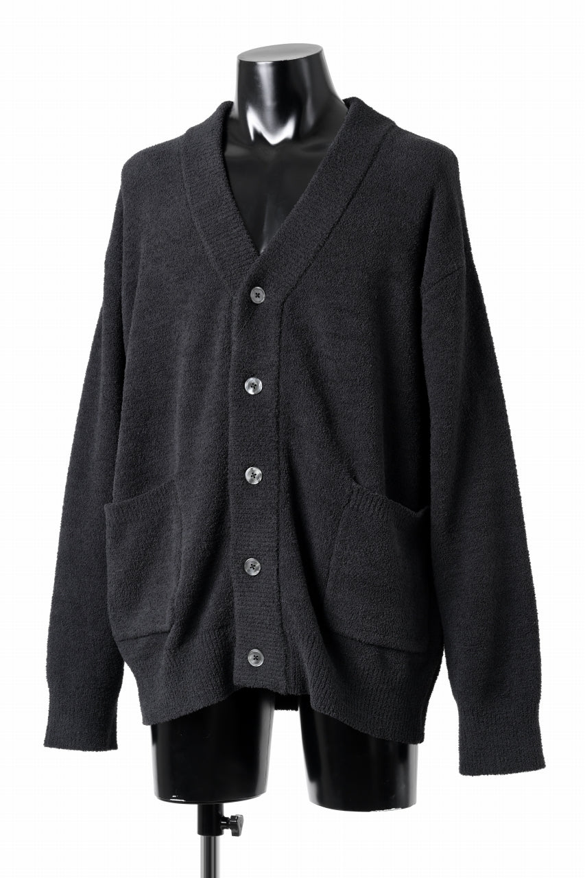 Load image into Gallery viewer, MASTERMIND WORLD LOUNGE CARDIGAN / SOFTY BOA FLEECE (BLACK x WHITE)