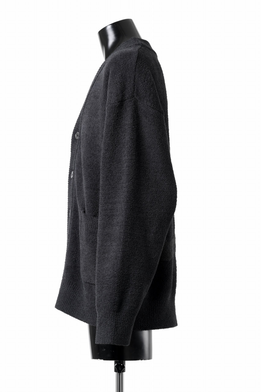 Load image into Gallery viewer, MASTERMIND WORLD LOUNGE CARDIGAN / SOFTY BOA FLEECE (BLACK x CHARCOAL)
