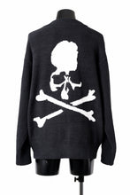 Load image into Gallery viewer, MASTERMIND WORLD LOUNGE CARDIGAN / SOFTY BOA FLEECE (BLACK x WHITE)