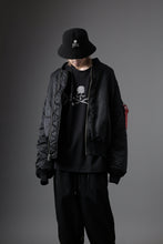 Load image into Gallery viewer, MASTERMIND WORLD x ALPHA INDUSTRIES RIVERSIBLE MA-1 JACKET (BLACK)