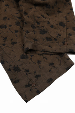 画像をギャラリービューアに読み込む, Aleksandr Manamis exclusive BUTTON LEG LOOSE PANT (BLACK / BROWN)