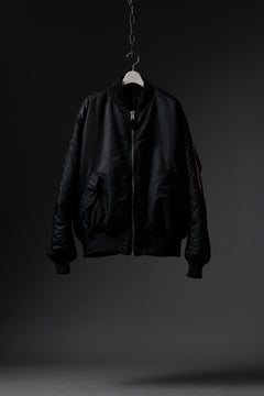 Load image into Gallery viewer, MASTERMIND WORLD x ALPHA INDUSTRIES RIVERSIBLE MA-1 JACKET (BLACK)