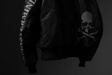 Load image into Gallery viewer, MASTERMIND WORLD x ALPHA INDUSTRIES RIVERSIBLE MA-1 JACKET (BLACK)