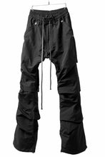 画像をギャラリービューアに読み込む, A.F ARTEFACT TUCK VOLUME BAGGY PANTS / CONY GRUNZE (BLACK)