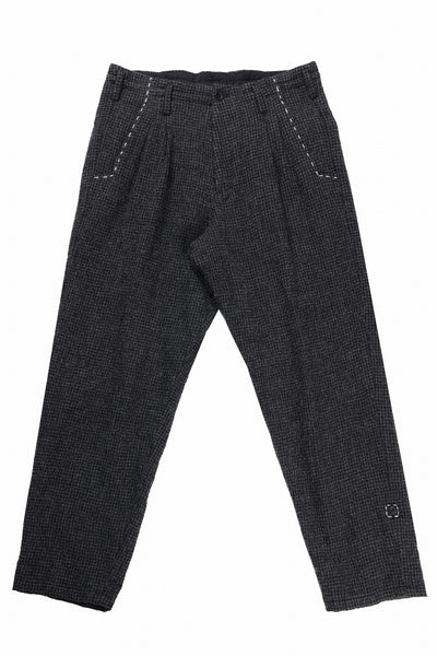 Y's for men TAB DETAIL PANTS with HAND STITCH / HOUNDSTOOTH WOOL (BLACK)