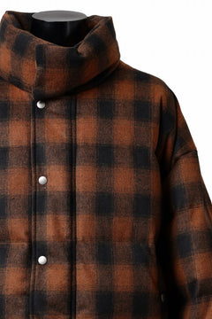 画像をギャラリービューアに読み込む, A.F ARTEFACT HIGH NECK DOWN JACKET / OMBRE CHECK FLANNEL (BLACK x ORANGE)
