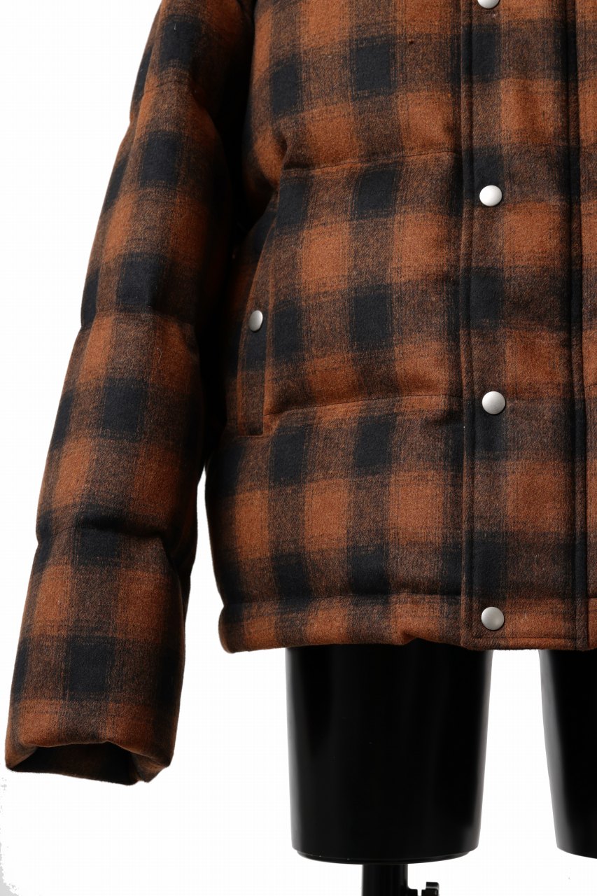 画像をギャラリービューアに読み込む, A.F ARTEFACT HIGH NECK DOWN JACKET / OMBRE CHECK FLANNEL (BLACK x ORANGE)