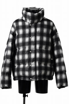 画像をギャラリービューアに読み込む, A.F ARTEFACT HIGH NECK DOWN JACKET / OMBRE CHECK FLANNEL (BLACK x WHITE)