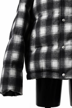 画像をギャラリービューアに読み込む, A.F ARTEFACT HIGH NECK DOWN JACKET / OMBRE CHECK FLANNEL (BLACK x WHITE)